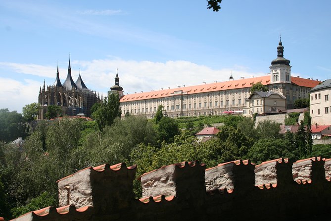 Half Day Trip to Kutna Hora and Bone Church from Prague - Kutná Hora town time: how the free period can help or disappoint