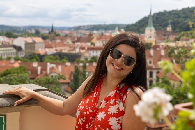Highlights of Prague with a Funny and Local Guide - Old Town Square, the Astronomical Clock, and Charles Bridge viewpoints