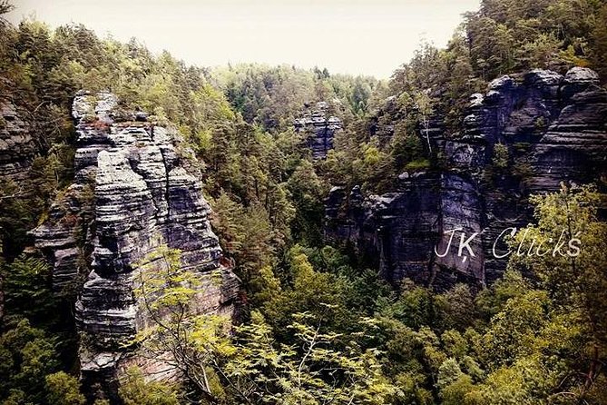 Hiking in Bohemian Switzerland - a day trip from Prague - Wild Gorge motor boat ride, a leg break that is short and sweet