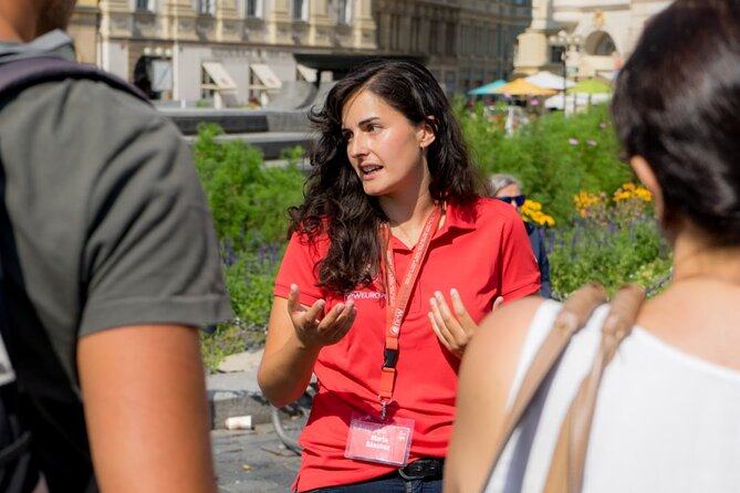 Historic Highlights Walking Tour from Prague - Stop 1: Old Town Square, Where You Start to See the City