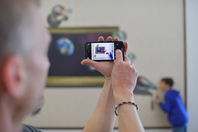IAM Illusion Art Museum Prague Fast Pass Ticket - Photo Moments, Audio Guide, and Best Angles