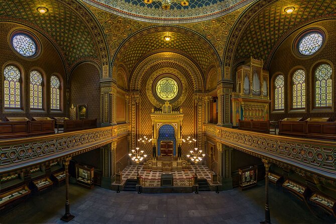 Inside Jewish Prague: A Journey Through Time - Start at Staroměstské náměstí, Then Get Oriented Fast