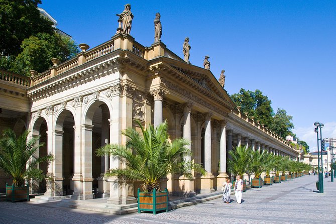 Karlovy Vary Full Day Tour from Prague - Your Hour in Karlovy Vary: How to Spend Free Time Without Rushing