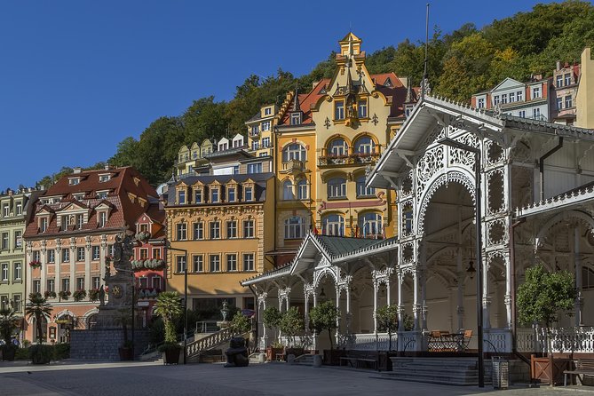 Karlovy Vary Full Day Tour from Prague - Infocentrum Lazenska: Getting Oriented Before You Walk