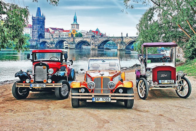 Karlstejn Castle in Vintage Convertible Car - Hotel Pickup in Central Prague, Without the Puzzle