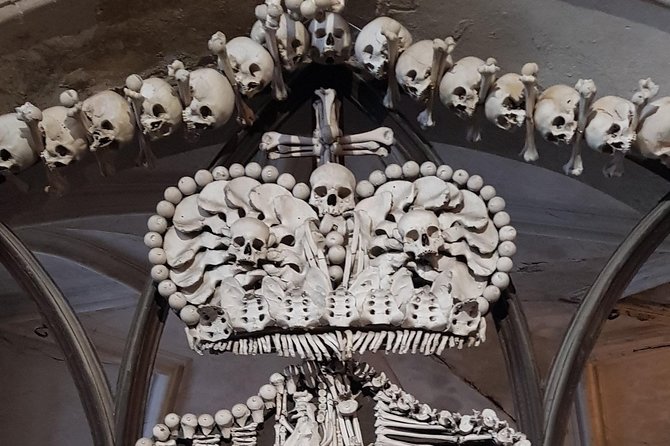 Kutná Hora and Bone church - private tour with PERSONAL PRAGUE GUIDE - Pickup, Private Transportation, and Those Small Time Savers
