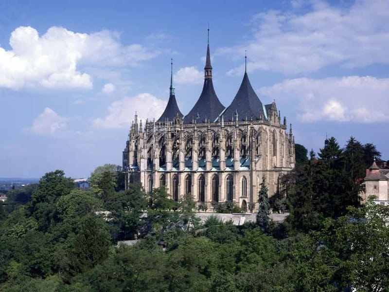 Kutná Hora from Prague – The Bone Church & St. Barbara’s - Sedlec Ossuary: how to handle the Bone Church respectfully and enjoy it