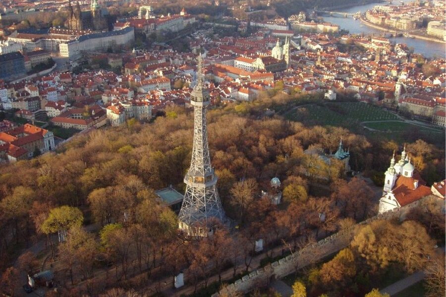 Mozart's Prague: Old Town, Lesser Town & Czech Museum Tour - Meeting at Revoluční 767/25, Staré Město: How to Set Yourself Up