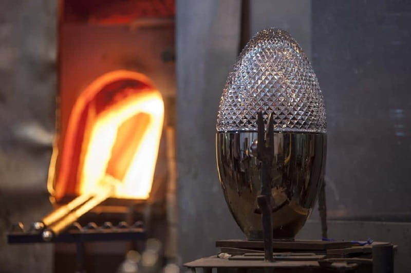 Nizbor Glass Factory Tour - Prague to Nizbor: what the ride adds to the factory visit