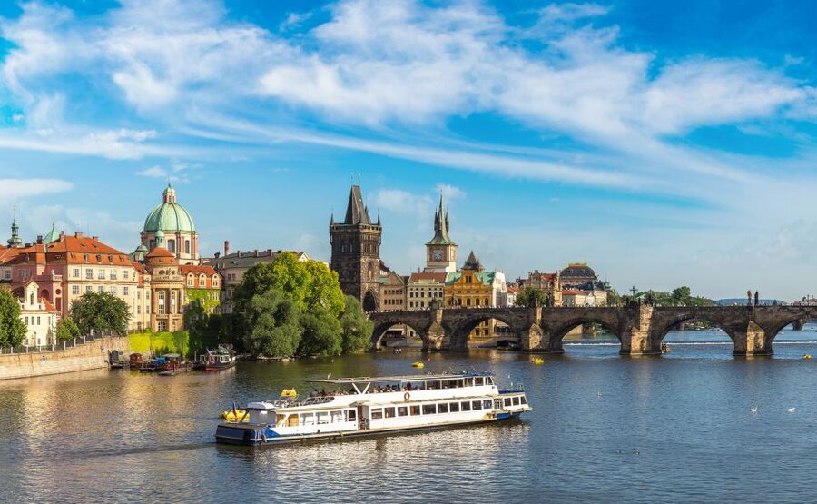 Old Town Prague Walking Tour - Old Town Square: Gothic and Baroque in One View