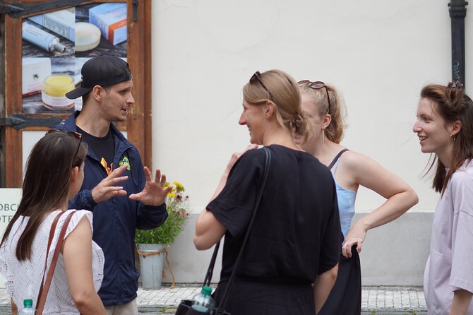 One Day See-it-All Prague Tour & River Boat Cruise with PragueWay - Devil’s Channel cruise: a 45-minute pause with snack, drink, and audio