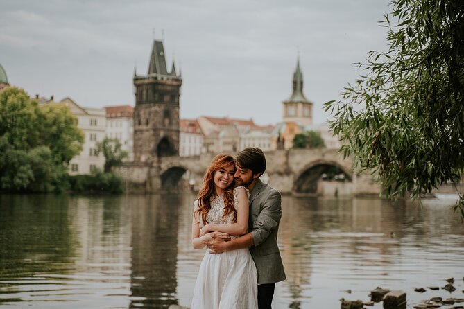 Photographer in Prague - Couple, engagement & portrait photoshoot - Key things to know before you book