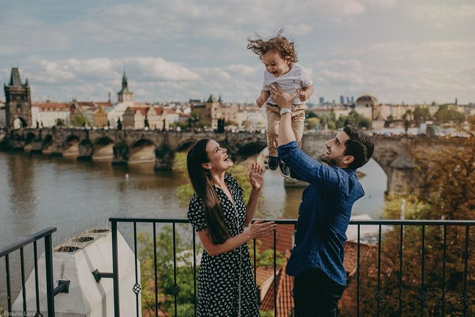 photoshoot in prague - Stop 1: Staroměstské náměstí for that classic Prague “start strong” look
