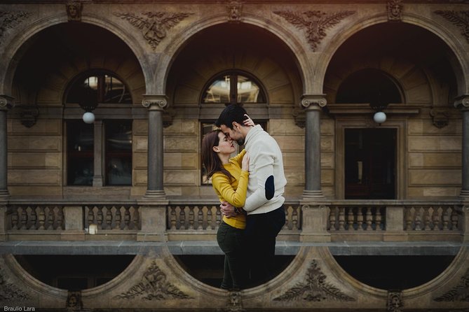 photoshoot in prague - What you receive: online gallery in 3 days and 40+ edited photos