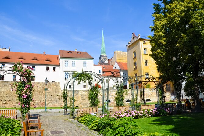 Pilsen Highlights Small-Group Tour and Pilsner Brewery Tour including Lunch and Beer Tasting - Old Pilsen City Walk: Cathedral, Synagogues, and the City-Wall Story