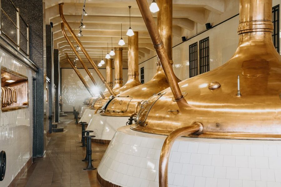 Pilsen: Pilsner Urquell Brewery Tour with Beer Tasting - Timing and what to wear to enjoy every stop