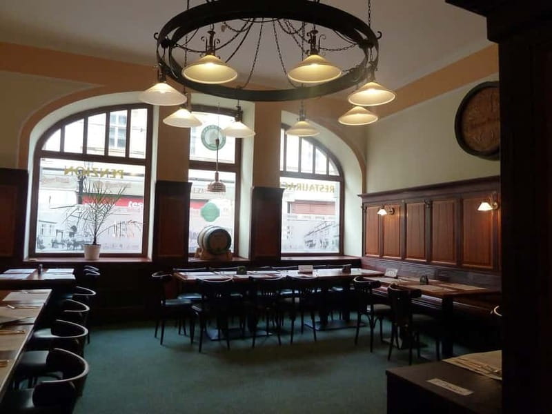 Pilsner Brewery & Nizbor Glass Factory Combination Tour - Lunch at U Salzmannů in Pilsen: included, but read the fine print