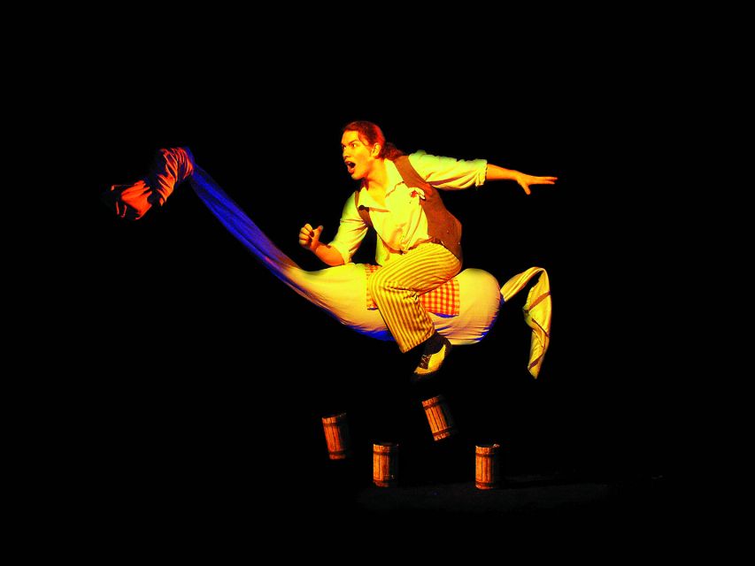 Prague: 1.5-Hour Black Light Theater Srnec Performance - Seating and sightlines: your best move to avoid missing half the stage