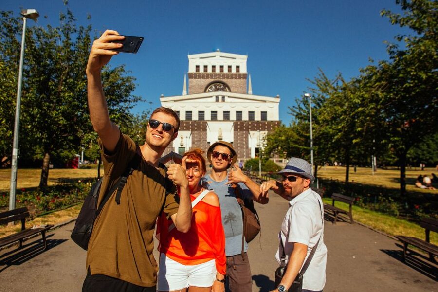 Prague: 1.5-Hour Private Kick-Start Tour with a Local - Price and value: is $64 per person worth it?