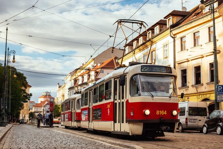 Prague: 1.5-Hour Private Kick-Start Tour with a Local - Meeting at Cafe Louvre, then getting your bearings fast