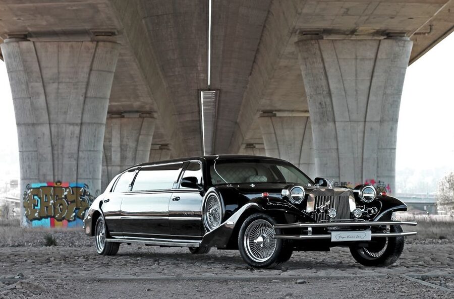 Prague: 1-Hour Vintage Limousine Rental - Vehicle size surprises: sometimes you get more than expected