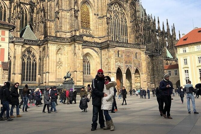 Prague 3-hour Afternoon Walking Tour including Prague Castle - Charles Bridge finish: use those last minutes like a pro