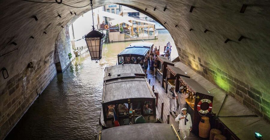 Prague: 3–Hour Castle Grounds Walking Tour and River Cruise - The Vltava cruise and Devil’s Stream boat ride