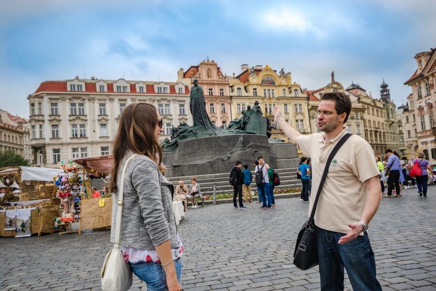 Prague: 3-Hour Walking Tour of Old Town & Prague Castle - Prague Castle complex exteriors and city viewpoints to finish strong