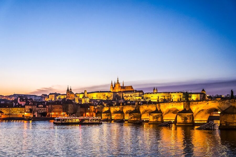 Prague: 50-Minute Sightseeing Evening Cruise - Key things to know before you go