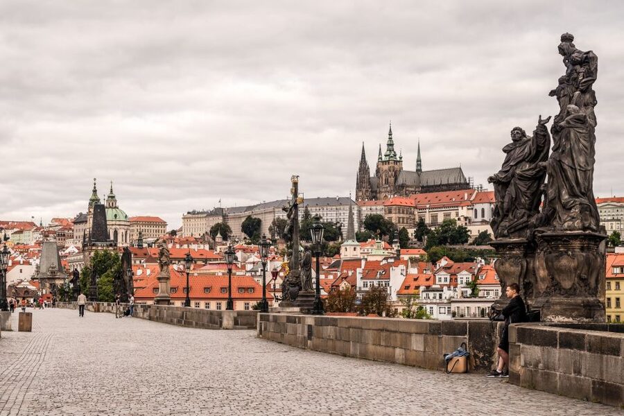 Prague: 6-Hour Tour with River Boat Cruise and Lunch - The Vltava River boat cruise: seeing Prague from the water