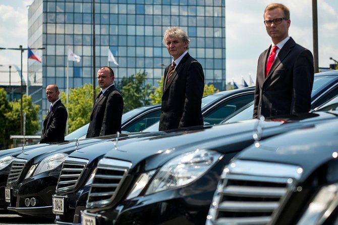 Prague Airport Private Departure Transfer - Prague airport transfer that starts at your door