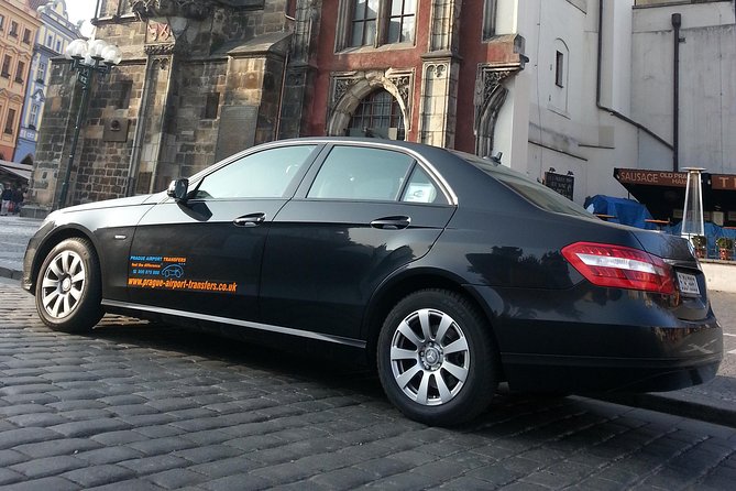 Prague Airport Private Departure Transfer - Price and value for a private group transfer