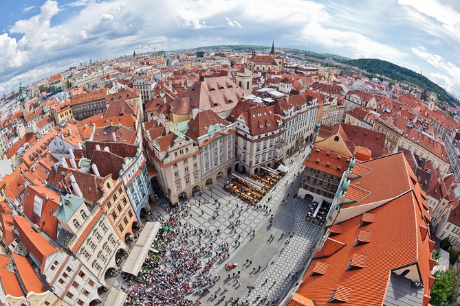 Prague Airport Shared Arrival Transfer - The Bonus 4-Hour Prague Walking Tour at 11am: Where You Start Matters