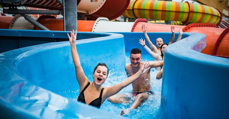 Prague: Aquapalace Indoor/Outdoor Water Park Ticket - Getting There From Metro C to Čestlice Without a Headache