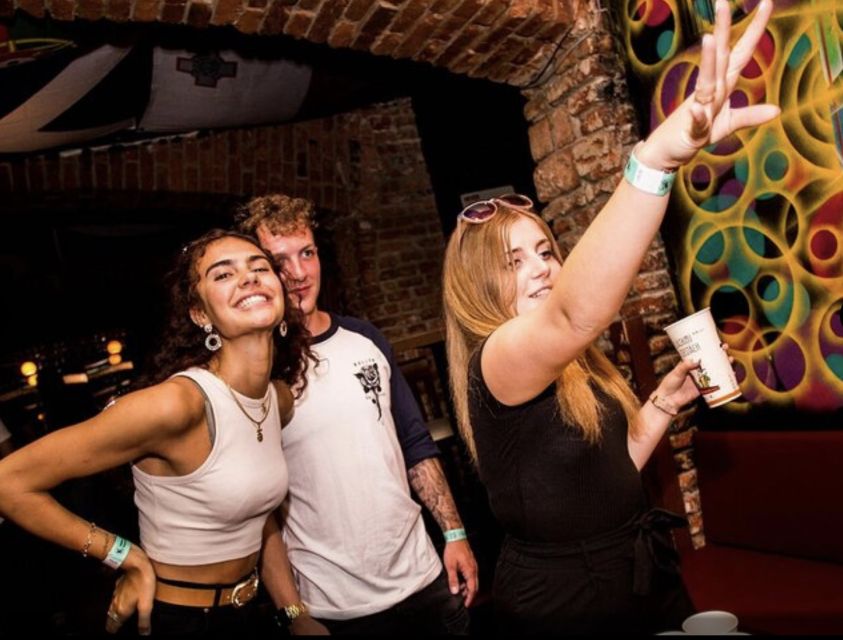 Prague: Beer Pong Experience with Unlimited Czech Beer - Entering The Game: How the 2 Hours Usually Flows