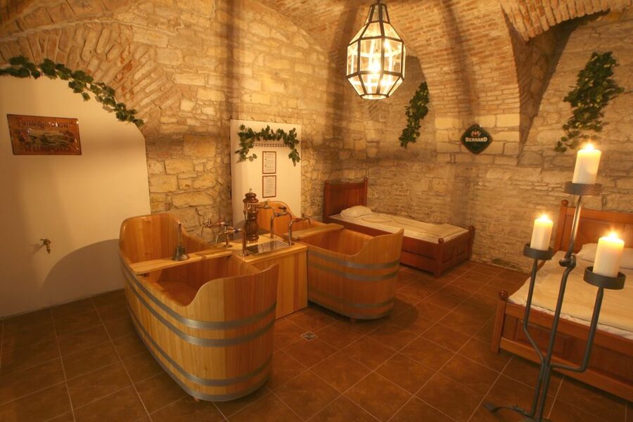 Prague: Bernard Beer Spa with Beer and Massage Option - How the Bernard Beer Spa Works, From Reception to Your Private Tub
