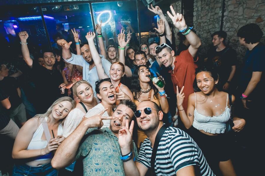 Prague: Boat Party with Unlimited Drinks & After Party Entry - Quick checklist before you book