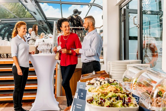Prague Boats 2-hour Lunch Cruise - Getting There: The Meeting Point You Should Not Guess