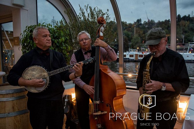Prague Boats 3-hour Dinner Cruise - Buffet dinner reality: Czech comfort plus international variety