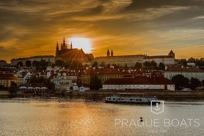 PRAGUE BOATS: 50-Minute Sightseeing Cruise - What you really get from a Prague Vltava cruise in 50 minutes