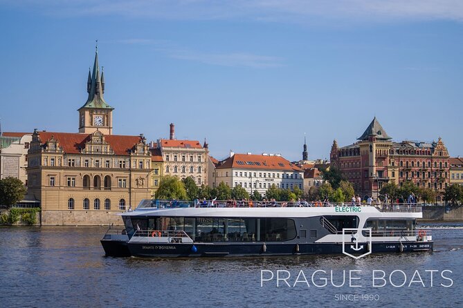 PRAGUE BOATS: 50-Minute Sightseeing Cruise - The cruise route: Rudolfinum, bridges, and the Prague Castle photo sweep