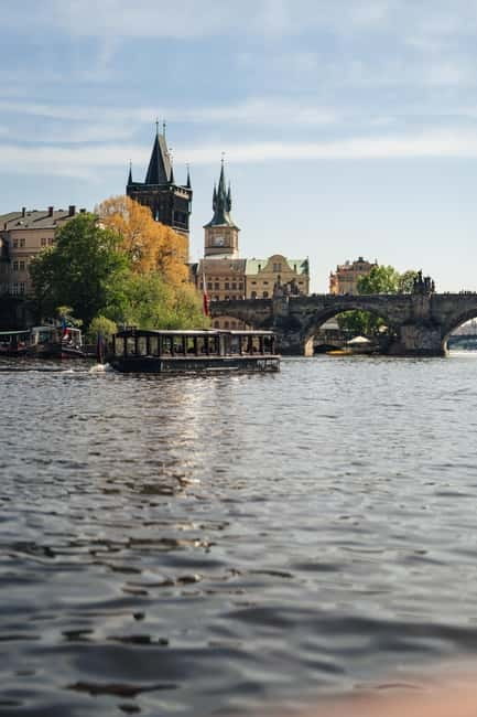 Prague: Canal Cruise Around Charles Bridge - The Devil’s Channel (Čertovka) detour: Prague’s Venice moment