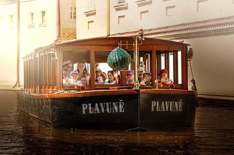 Prague: Canal Cruise Around Charles Bridge - Where to meet at Charles Bridge Museum (and how to find the ticket counter)