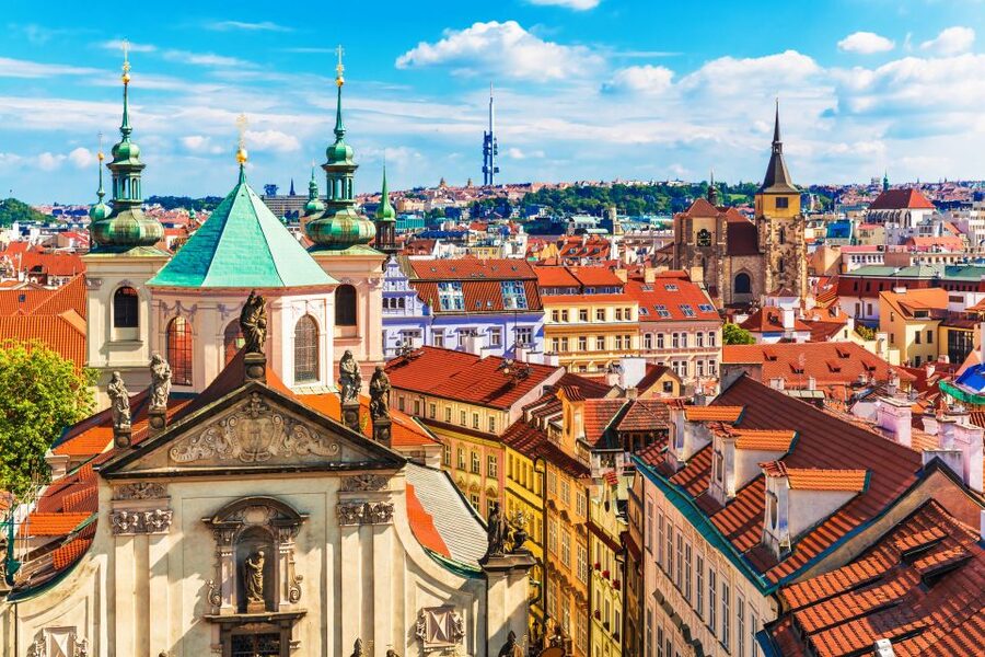 Prague: Castle and Jewish Quarter Tour - Meeting King Charles IV and the orange umbrella