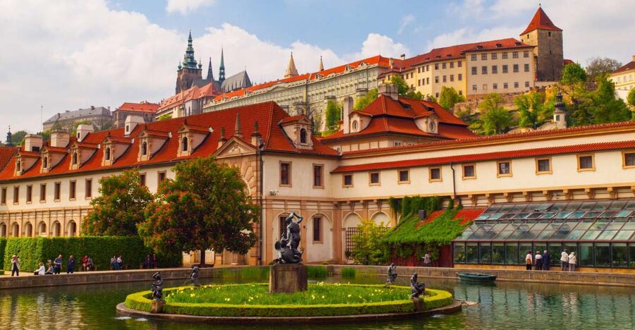 Prague Castle & Castle District: 2-Hour Guided Tour - Panoramic viewpoints: turning a tour into a self-guided plan