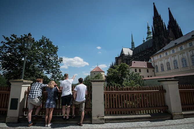 Prague Castle Grounds & Exteriors ️small-group with PragueWay - St. Vitus Cathedral in 10 minutes: what you can realistically see