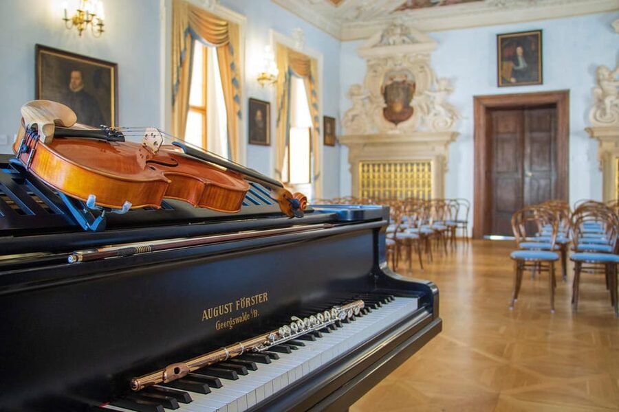 Prague Castle: Midday Classical Concert at Lobkowicz Palace - Price and value: why $28 can feel fair at Prague Castle
