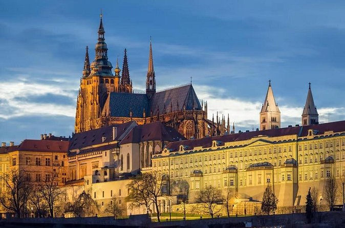 Prague Castle Skip-The-Line Ticket with Audio guide - Golden Lane and Daliborka Tower: Short on Distance, Big on Character