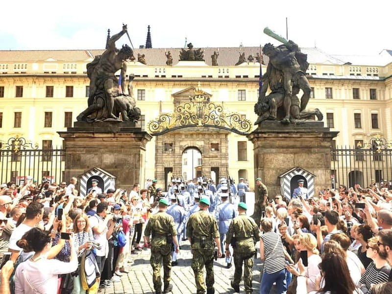 Prague Castle Ticket & Audioguide with Pick-up in GPG Office - How your 2-day ticket works across the big four interiors