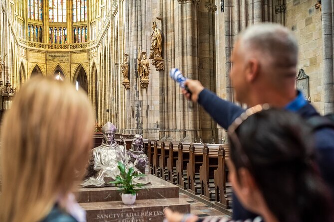 Prague Castle Tour Including Admission Ticket - 2.5 Hour - Golden Lane: the Castle people story